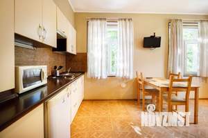 1-к квартира, посуточно, 46м2, 1/1 этаж