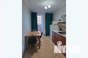 1-к квартира, посуточно, 36м2, 8/14 этаж