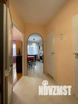 1-к квартира, посуточно, 35м2, 4/12 этаж