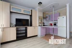 Студия квартира, посуточно, 35м2, 5/10 этаж