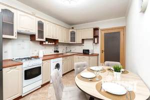 2-к квартира, посуточно, 70м2, 3/9 этаж