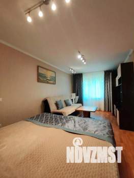 1-к квартира, посуточно, 33м2, 1/1 этаж