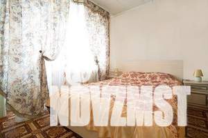 2-к квартира, посуточно, 40м2, 2/4 этаж