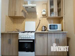 2-к квартира, посуточно, 50м2, 2/4 этаж
