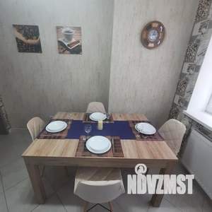 1-к квартира, посуточно, 40м2, 8/8 этаж