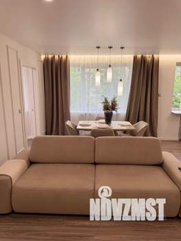 3-к квартира, посуточно, 54м2, 5/5 этаж