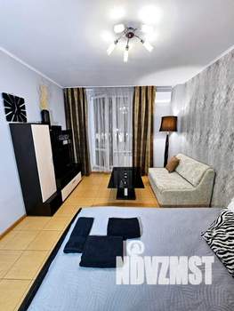 1-к квартира, посуточно, 38м2, 9/10 этаж