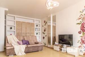1-к квартира, посуточно, 42м2, 9/13 этаж