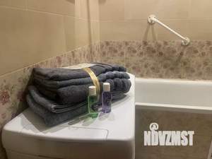 2-к квартира, посуточно, 45м2, 5/5 этаж