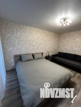 1-к квартира, посуточно, 34м2, 3/9 этаж