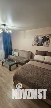 1-к квартира, посуточно, 33м2, 4/10 этаж