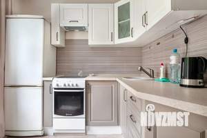 1-к квартира, посуточно, 40м2, 1/9 этаж