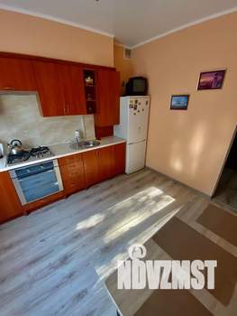 1-к квартира, посуточно, 40м2, 2/3 этаж