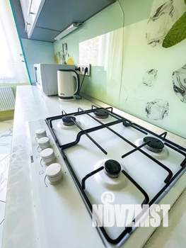 1-к квартира, посуточно, 44м2, 4/9 этаж