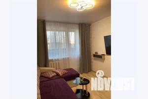 1-к квартира, посуточно, 37м2, 4/10 этаж