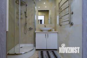 1-к квартира, посуточно, 42м2, 4/10 этаж