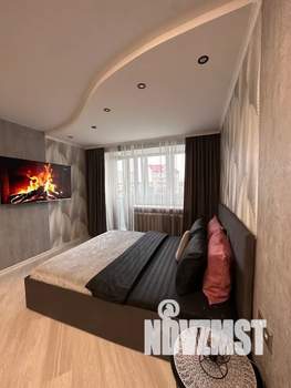 1-к квартира, посуточно, 33м2, 5/5 этаж