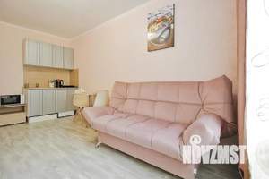 Студия квартира, посуточно, 13м2, 1/5 этаж