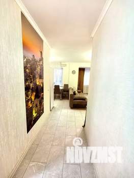 Студия квартира, посуточно, 35м2, 2/4 этаж