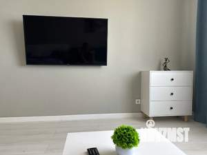 1-к квартира, посуточно, 42м2, 9/13 этаж