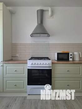 1-к квартира, посуточно, 40м2, 6/9 этаж