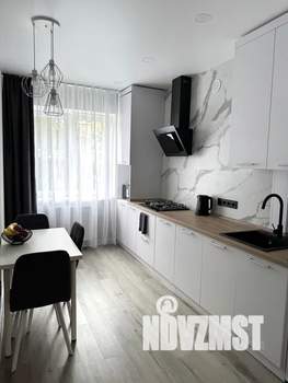 1-к квартира, посуточно, 36м2, 3/6 этаж