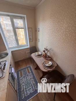 1-к квартира, посуточно, 39м2, 3/3 этаж