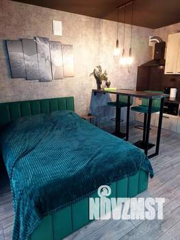 Студия квартира, посуточно, 28м2, 1/9 этаж