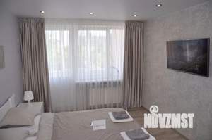 1-к квартира, посуточно, 38м2, 4/9 этаж