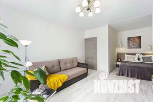 1-к квартира, посуточно, 42м2, 6/9 этаж