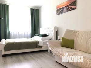 1-к квартира, посуточно, 35м2, 3/6 этаж