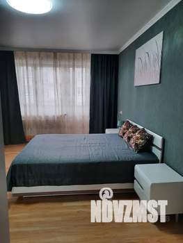 1-к квартира, посуточно, 39м2, 8/9 этаж