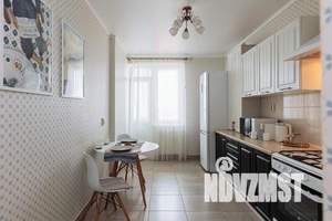 1-к квартира, посуточно, 50м2, 10/10 этаж