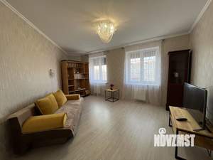 3-к квартира, на длительный срок, 90м2, 3/8 этаж