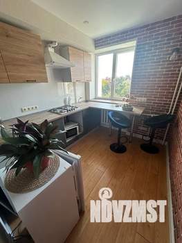 1-к квартира, посуточно, 38м2, 4/5 этаж