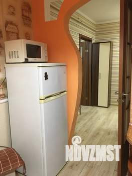 1-к квартира, посуточно, 33м2, 1/9 этаж