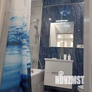 1-к квартира, посуточно, 35м2, 6/9 этаж