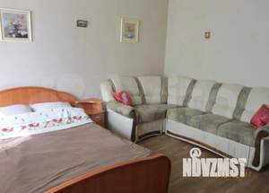 1-к квартира, посуточно, 37м2, 1/1 этаж