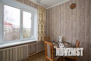 1-к квартира, посуточно, 55м2, 5/5 этаж