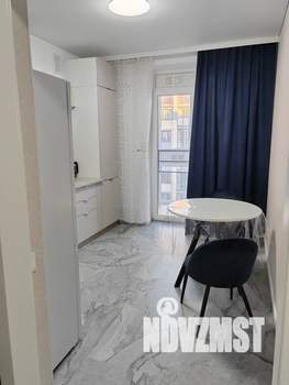 1-к квартира, посуточно, 38м2, 7/9 этаж