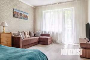 1-к квартира, посуточно, 40м2, 1/1 этаж