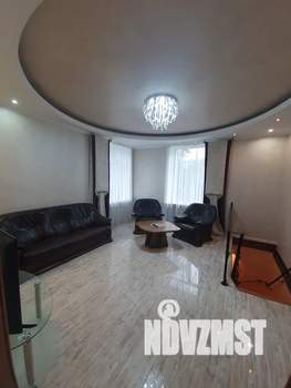 5-к квартира, посуточно, 120м2, 1/3 этаж