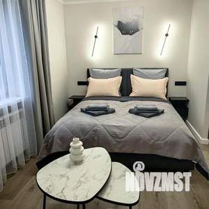 1-к квартира, посуточно, 32м2, 1/1 этаж