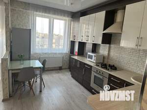 Студия квартира, посуточно, 38м2, 6/10 этаж