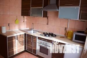 2-к квартира, посуточно, 56м2, 1/5 этаж