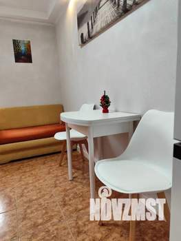 1-к квартира, посуточно, 34м2, 3/4 этаж