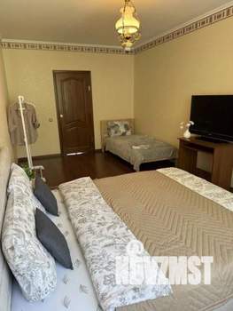 3-к квартира, посуточно, 101м2, 1/1 этаж