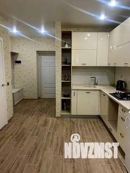 1-к квартира, посуточно, 42м2, 4/9 этаж