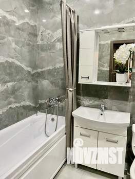 1-к квартира, посуточно, 36м2, 1/8 этаж