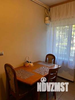 1-к квартира, посуточно, 33м2, 1/4 этаж